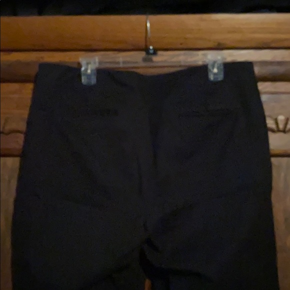 Women’s Capris - Picture 4 of 4
